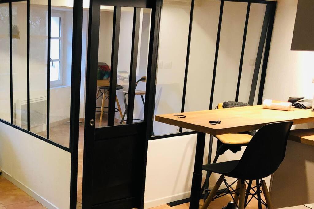 Studio Cosy Avec Deux Velos Coeur De Ville Hyères Extérieur photo